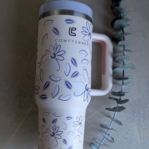 Comfyluxe Floral Travel Mug